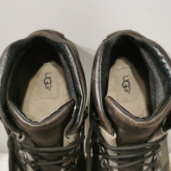 UGG boots - Picture 4 of 10